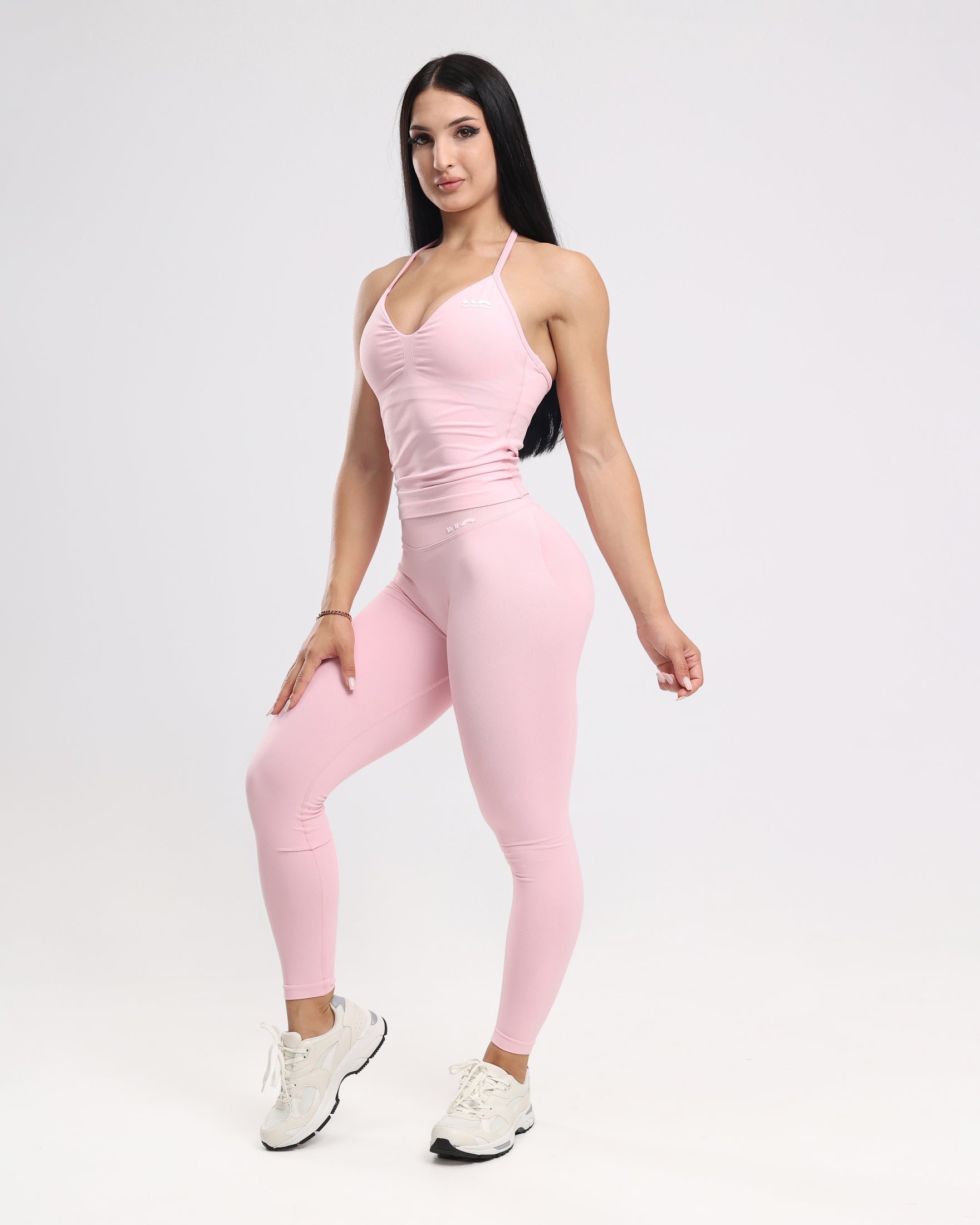 Hue Halter Seamless Top