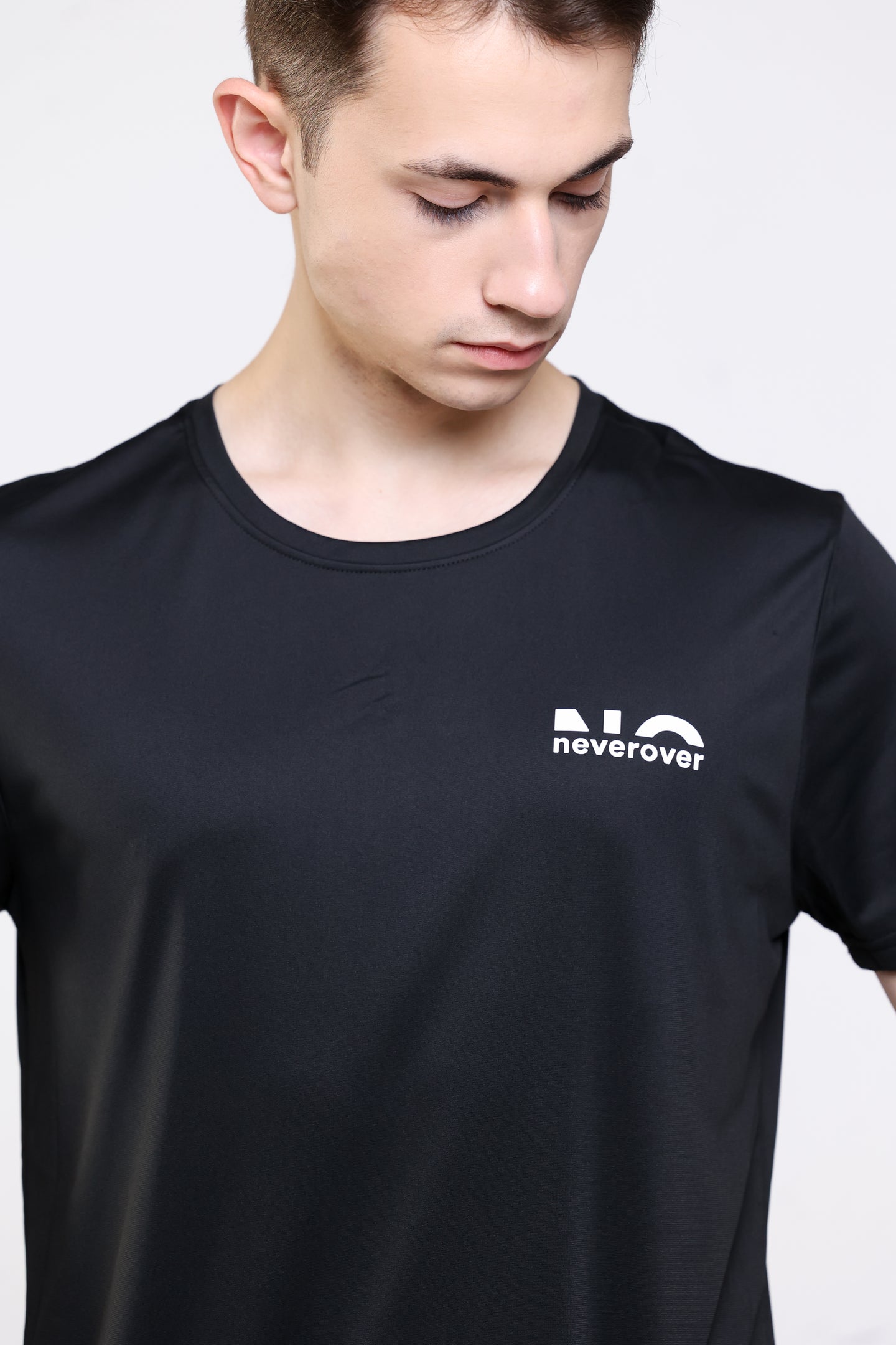 Men's Essential T-shirt - Neverover Activewear