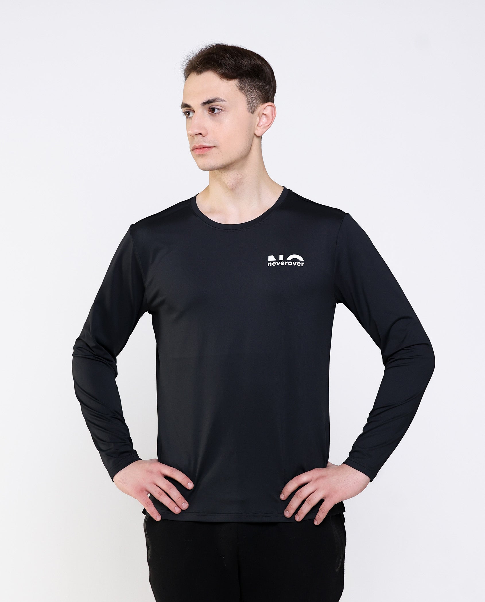 Men's Essential Long Sleeve T-shirt