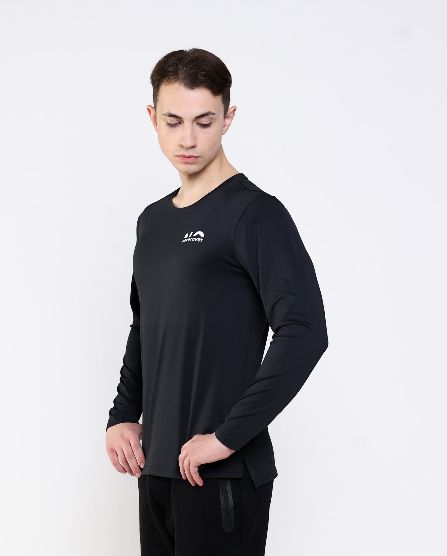 Men's Essential Long Sleeve T-shirt - Neverover Activewear