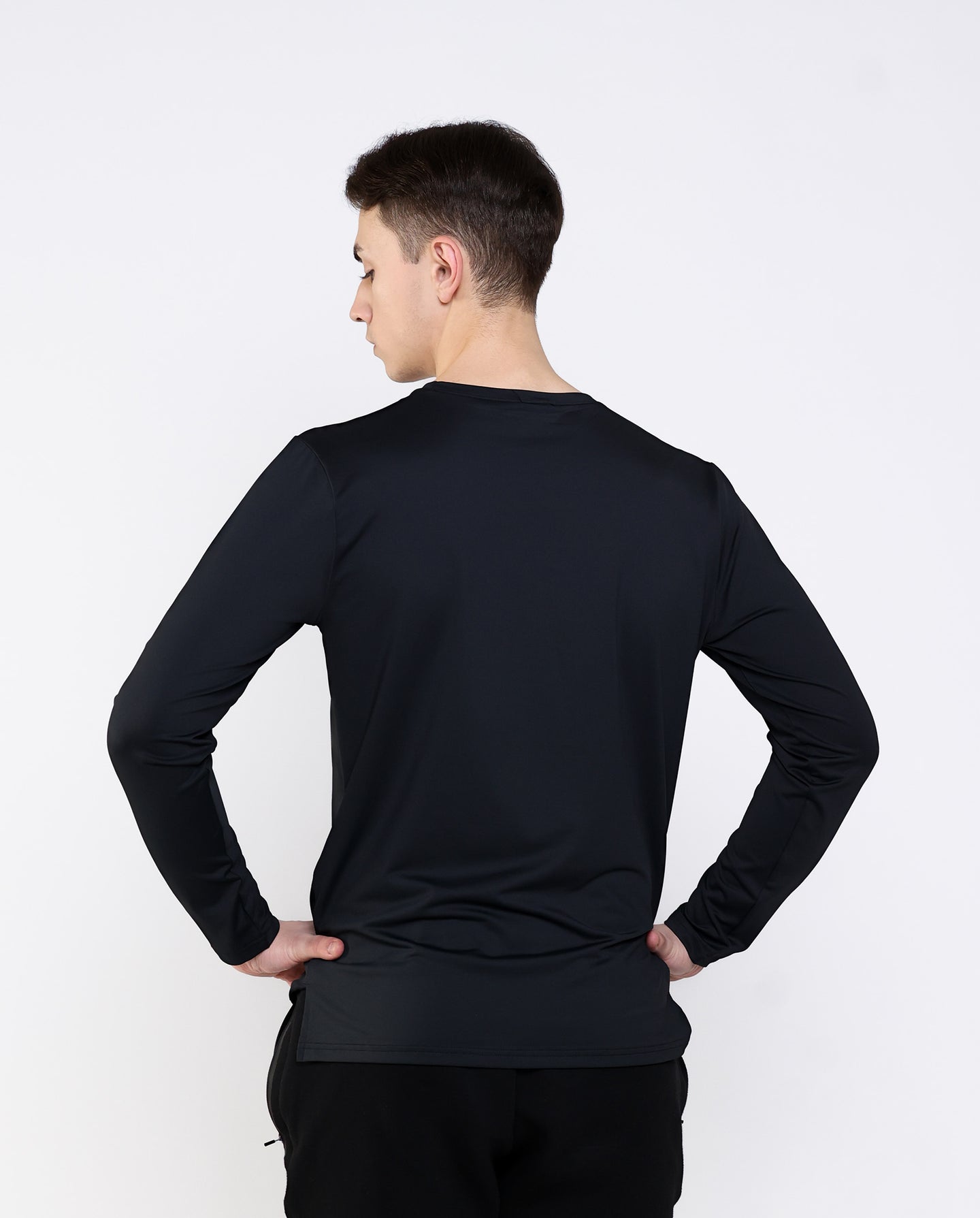 Men's Essential Long Sleeve T-shirt - Neverover Activewear
