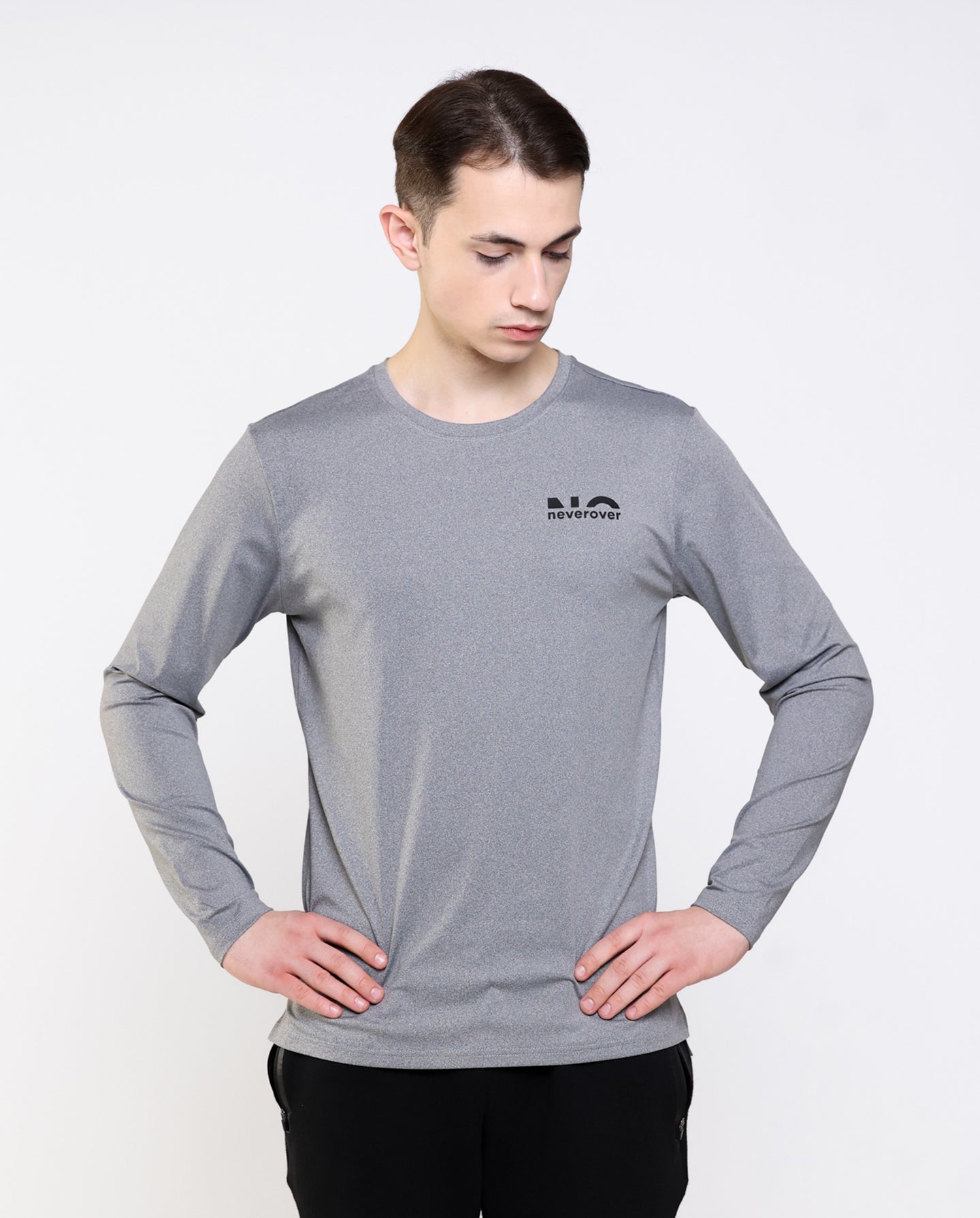 Men's Essential Long Sleeve T-shirt - Neverover Activewear