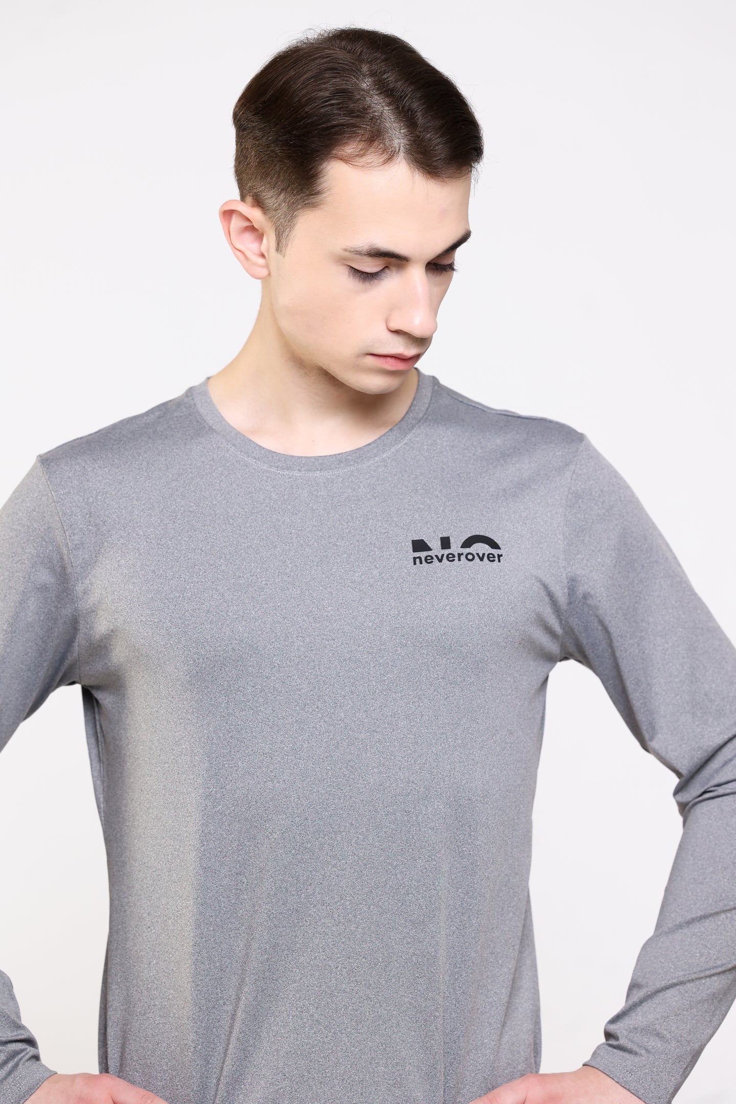 Men's Essential Long Sleeve T-shirt - Neverover Activewear