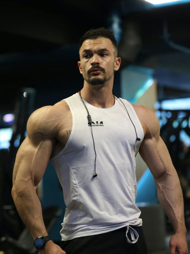 Gym training in Neverover